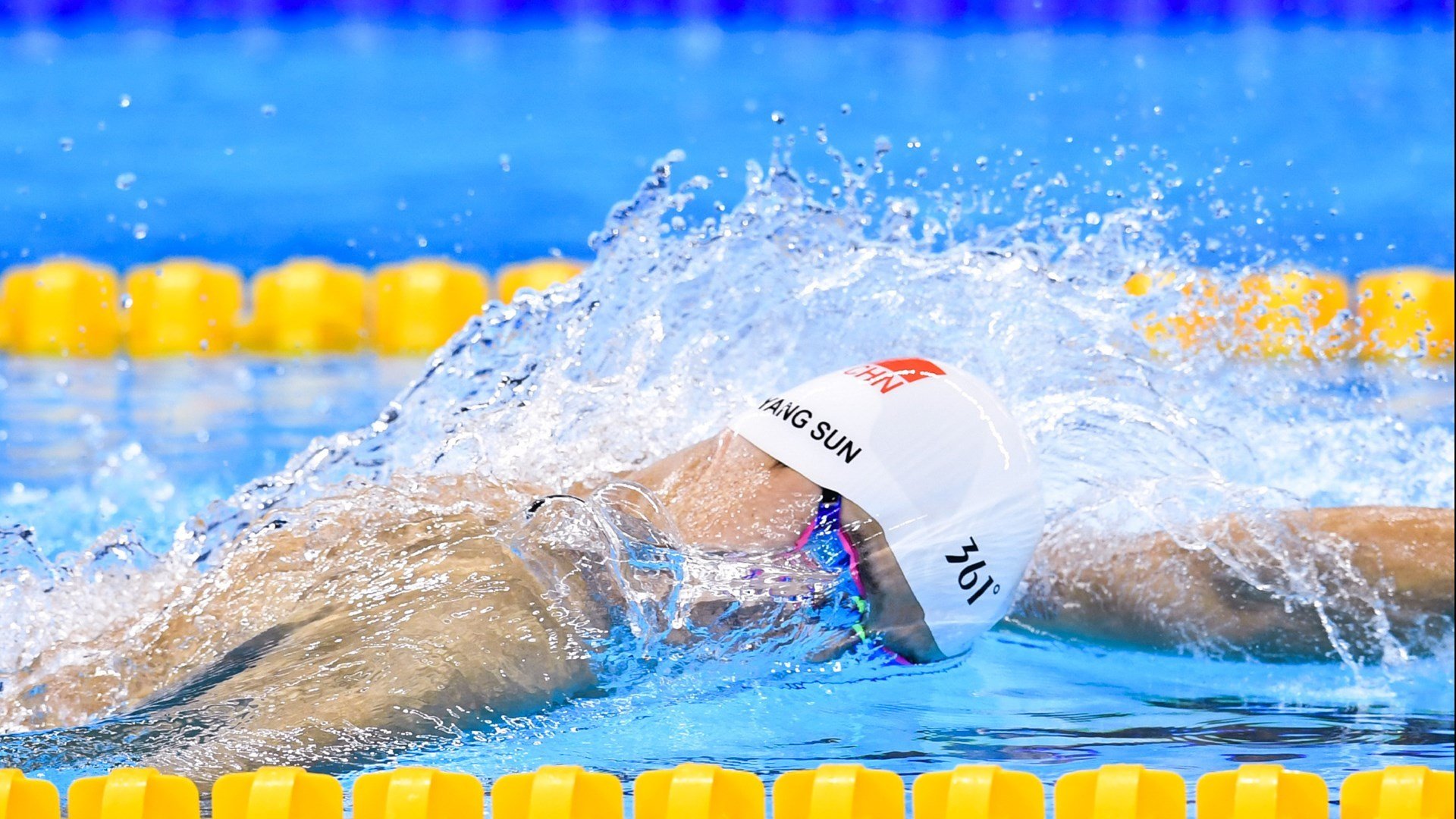 T1选手技术提升显著，t1战队首发