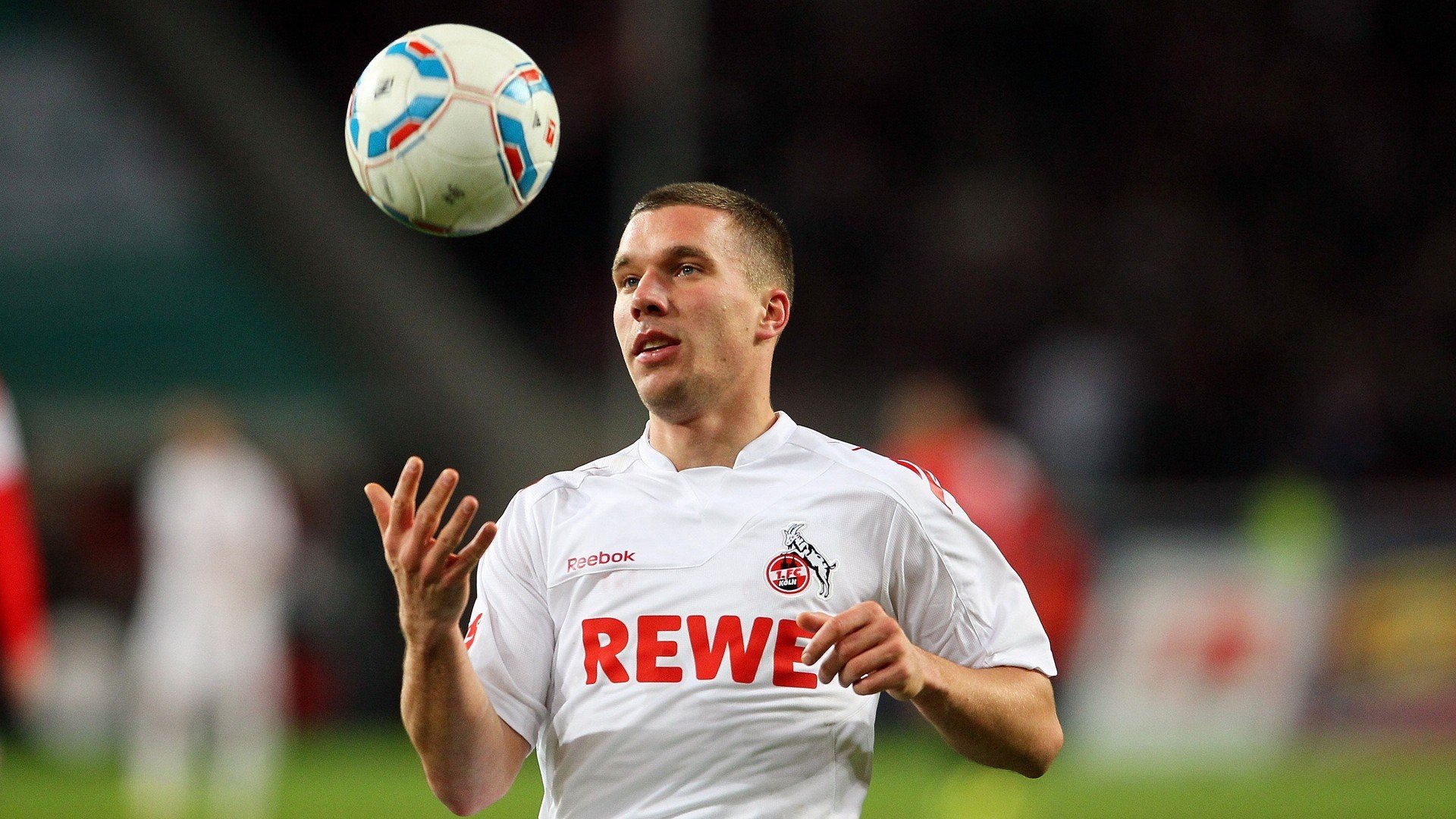 斯托克城身体对抗犀利，陶工期盼季后赛资格，斯托克斯场